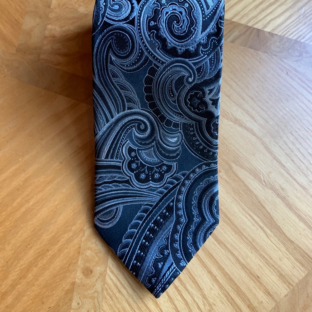Donald j trump tie